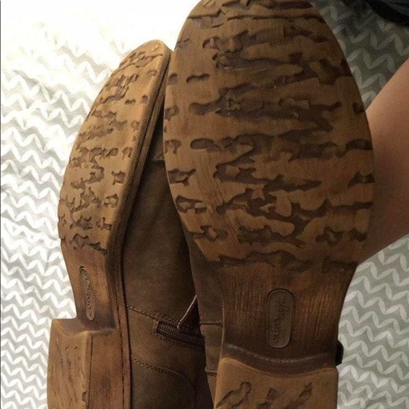 Bootie - Picture 5 of 5